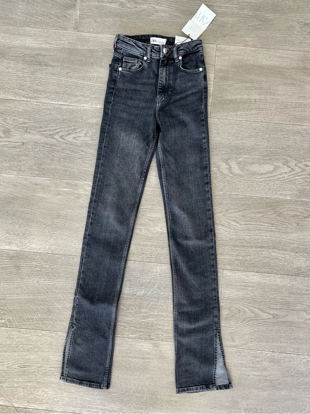 Zara Dark Grey Flare Hem Jeans size 32/0